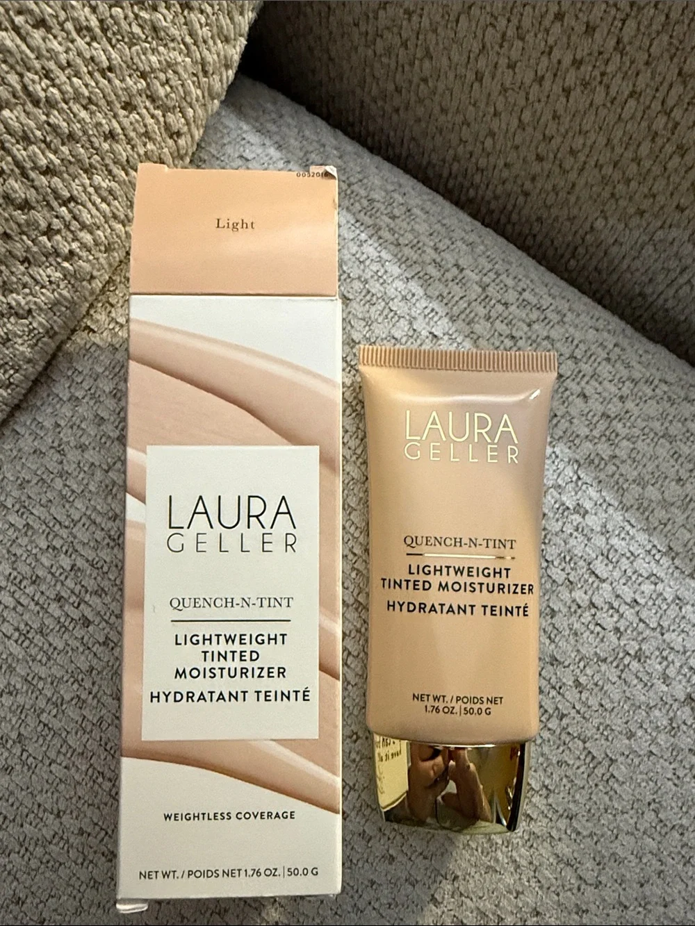 Laura Geller Quench-N-Tint Lightweight Tinted Moisturizer — Light